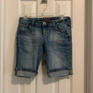 💛 3 for $15 Women’s Bermuda shorts